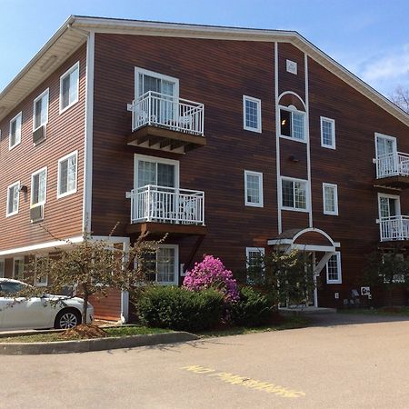 Handys Extended Stay Suites كولشستر المظهر الخارجي الصورة