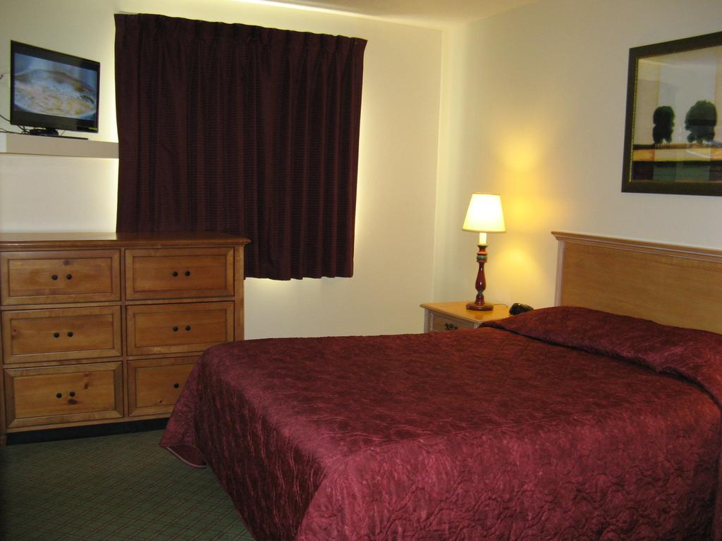 Handys Extended Stay Suites كولشستر الغرفة الصورة