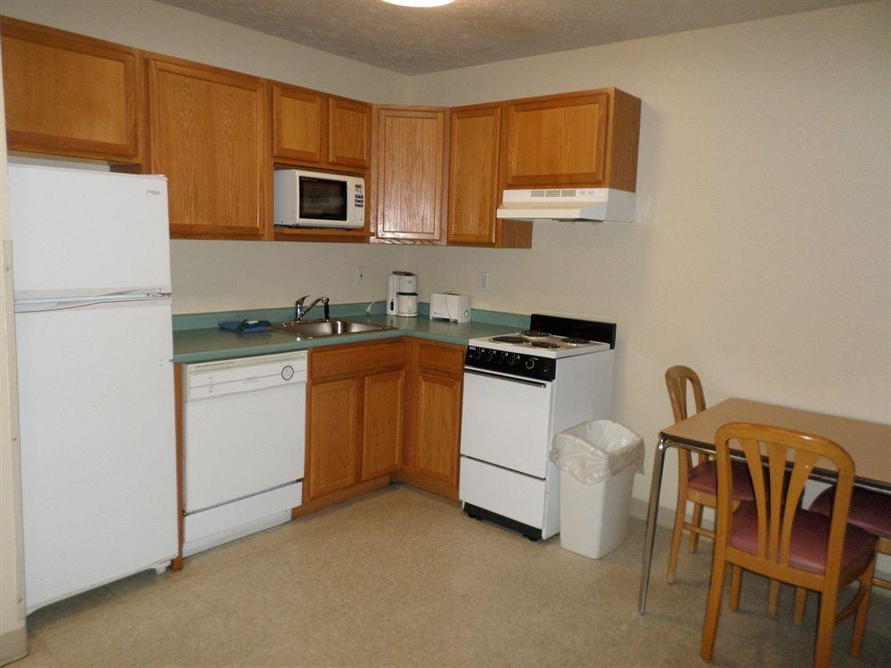 Handys Extended Stay Suites كولشستر المظهر الخارجي الصورة