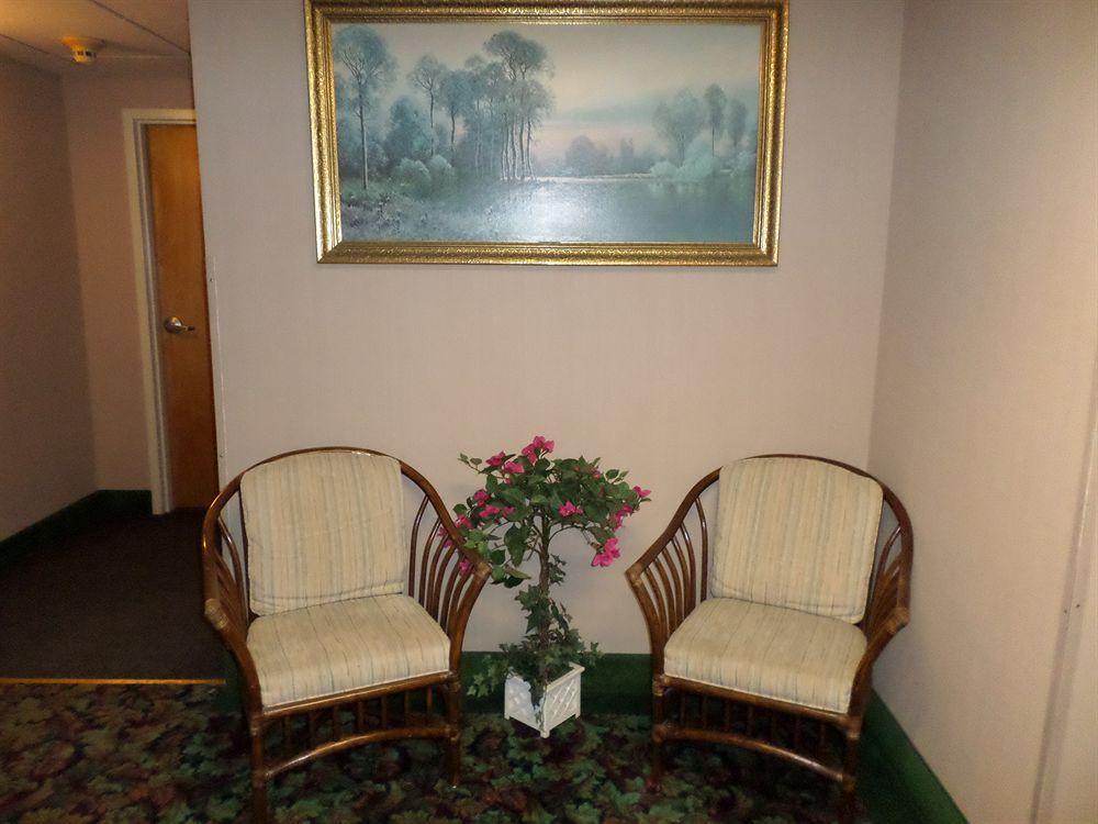 Handys Extended Stay Suites كولشستر المظهر الخارجي الصورة