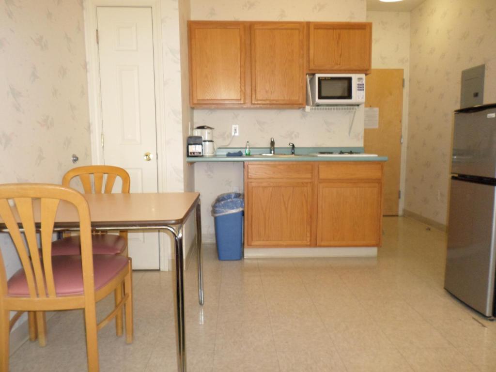 Handys Extended Stay Suites كولشستر الغرفة الصورة