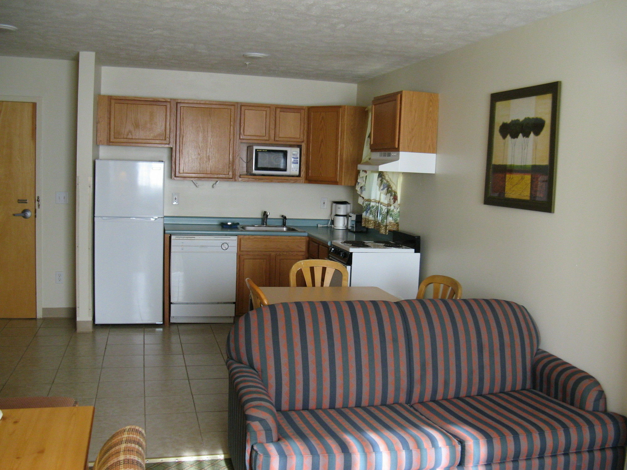 Handys Extended Stay Suites كولشستر المظهر الخارجي الصورة